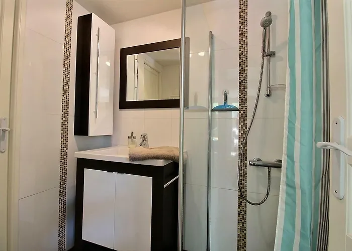 La Favorite * ארסשון